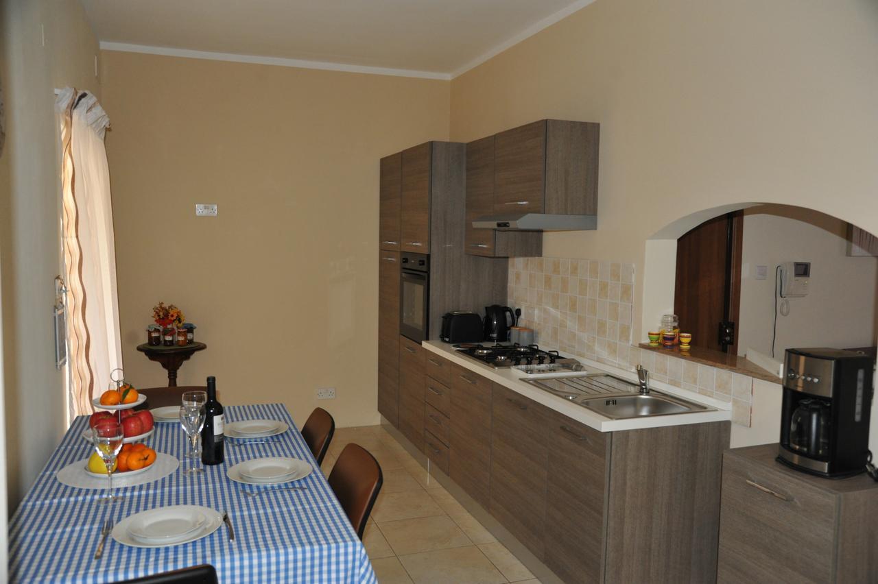 Doms Apartment Tarxien Quarto foto